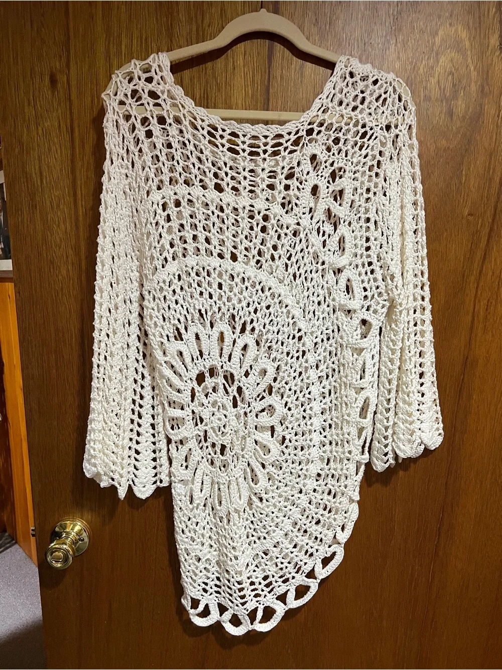 Roz & Ali Cream Crochet Openwork Poncho